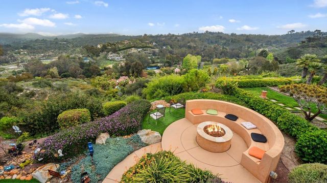 736 San Mario Drive, Solana Beach, CA 92075
