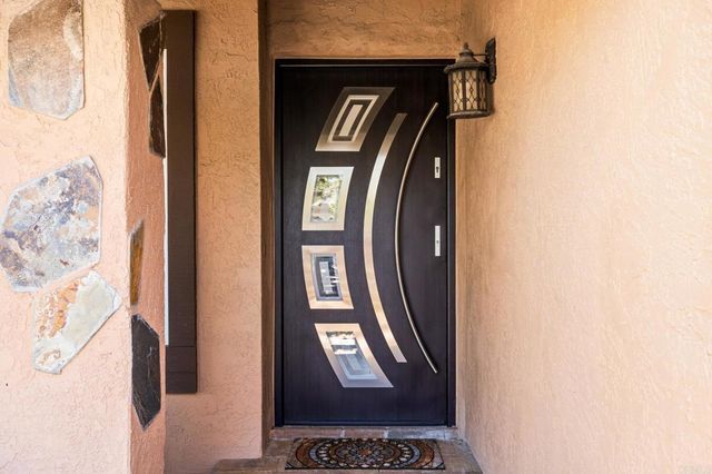 736 San Mario Drive, Solana Beach, CA 92075