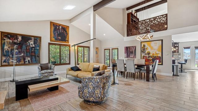 736 San Mario Drive, Solana Beach, CA 92075