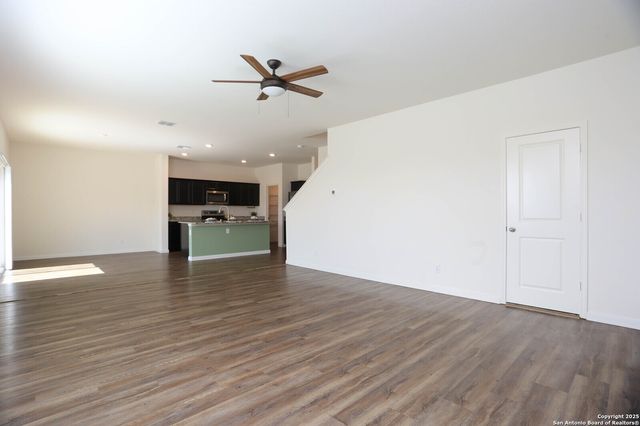 5105 Hydra, San Antonio, TX 78245