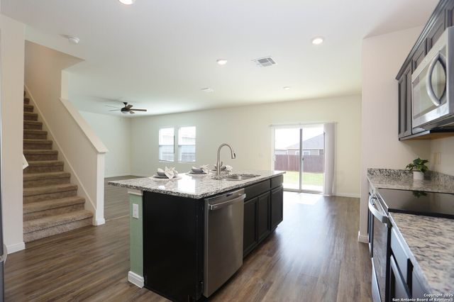 5105 Hydra, San Antonio, TX 78245
