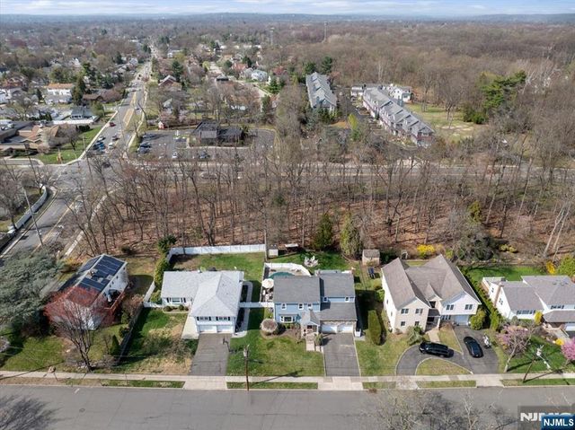 41-92 Rys Terrace, Fair Lawn, NJ 07410