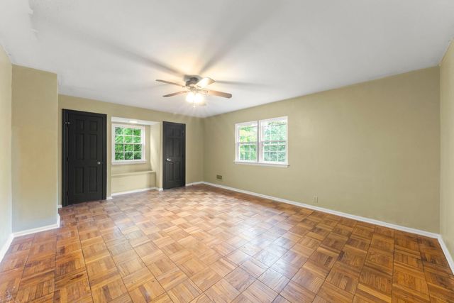 828 E 14th Street, Lombard, IL 60148