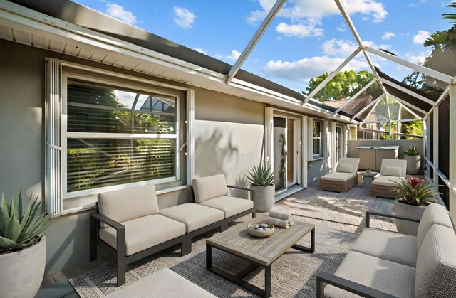 13285 Royale Sabal Court, Delray Beach, FL 33484