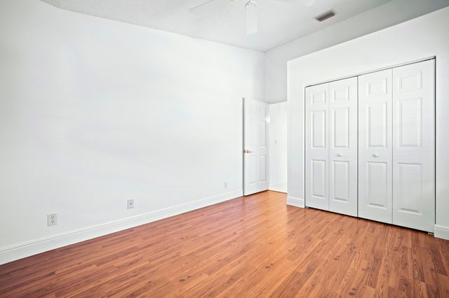 13285 Royale Sabal Court, Delray Beach, FL 33484