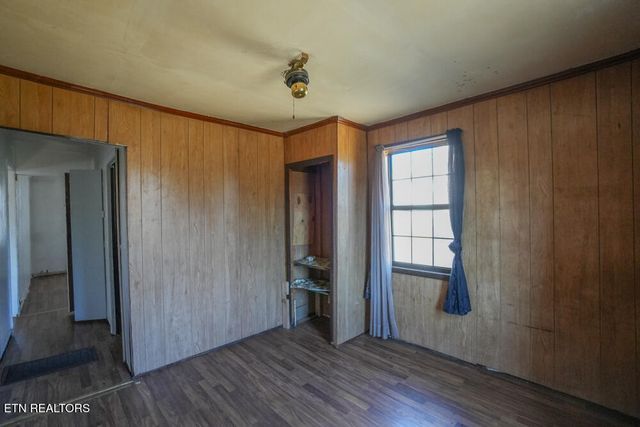 225 W Stephenson St, Alcoa, TN 37701