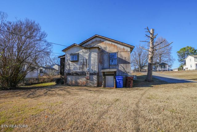 225 W Stephenson St, Alcoa, TN 37701