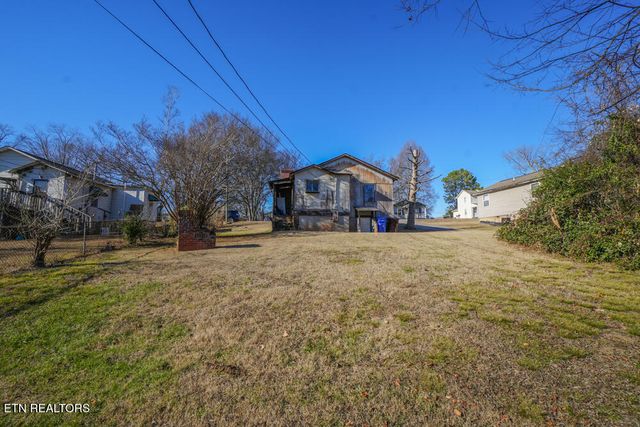 225 W Stephenson St, Alcoa, TN 37701