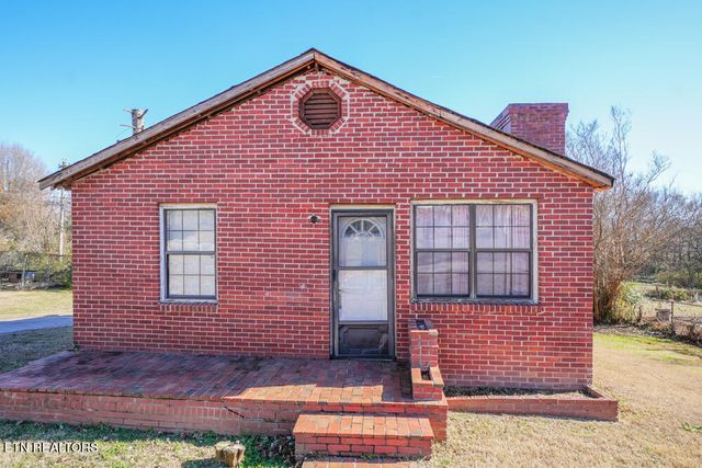 225 W Stephenson St, Alcoa, TN 37701