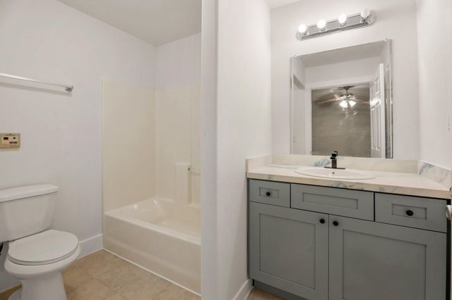 101 S Rose Street, Texas City, TX 77591