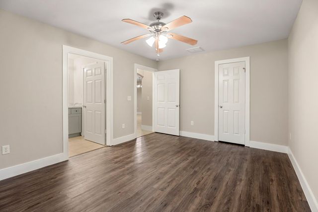 101 S Rose Street, Texas City, TX 77591