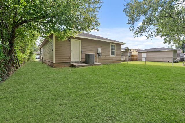 101 S Rose Street, Texas City, TX 77591