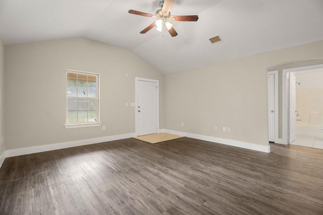 101 S Rose Street, Texas City, TX 77591