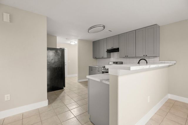 101 S Rose Street, Texas City, TX 77591