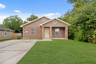 101 S Rose Street, Texas City, TX 77591