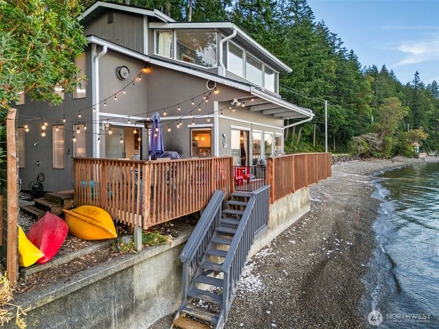 9661 NE North Shore Road, Belfair, WA 98528