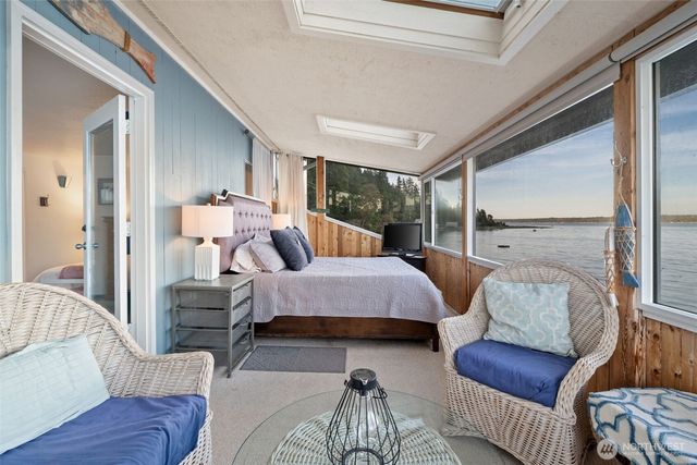 9661 NE North Shore Road, Belfair, WA 98528