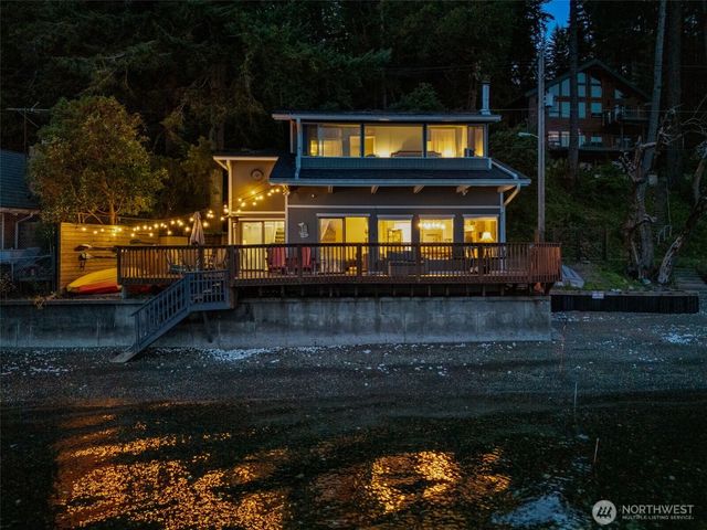 9661 NE North Shore Road, Belfair, WA 98528