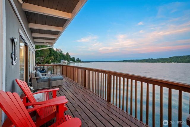 9661 NE North Shore Road, Belfair, WA 98528