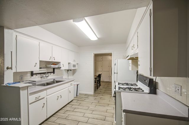 4727 N 50TH Drive, Phoenix, AZ 85031