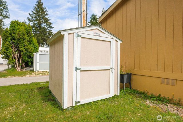 23708 Locust Way #26B, Bothell, WA 98021
