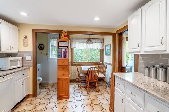 80 Phillips St, Weymouth, MA 02188
