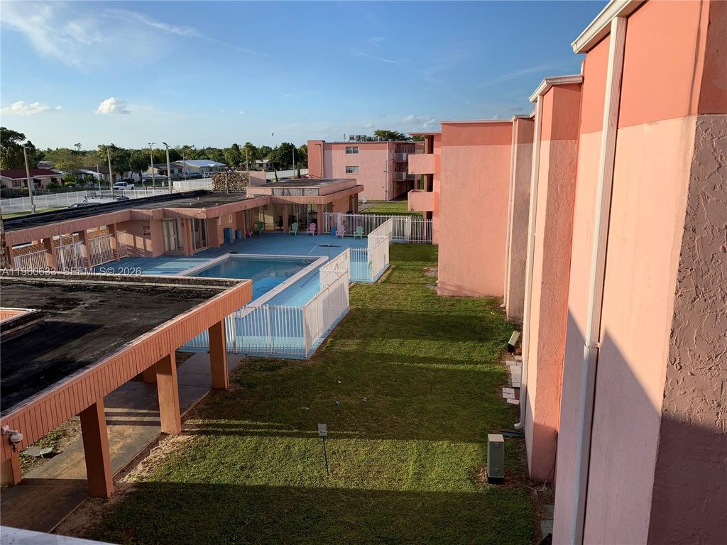 19791 SW 114th Avenue 331, Miami, FL 33157