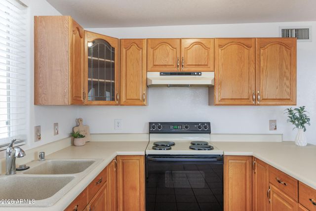 15260 S PADRES Road, Arizona City, AZ 85123