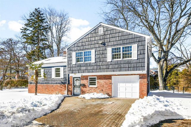 46 Harding Drive, New Rochelle, NY 10801