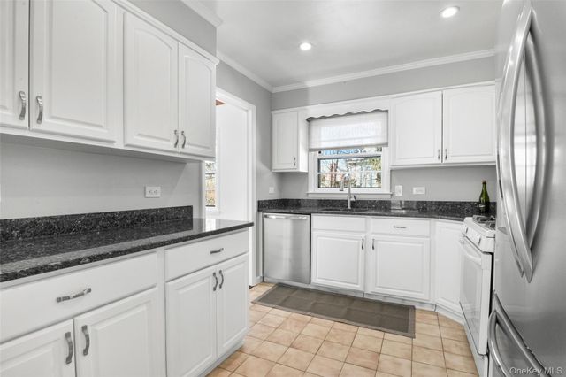 46 Harding Drive, New Rochelle, NY 10801