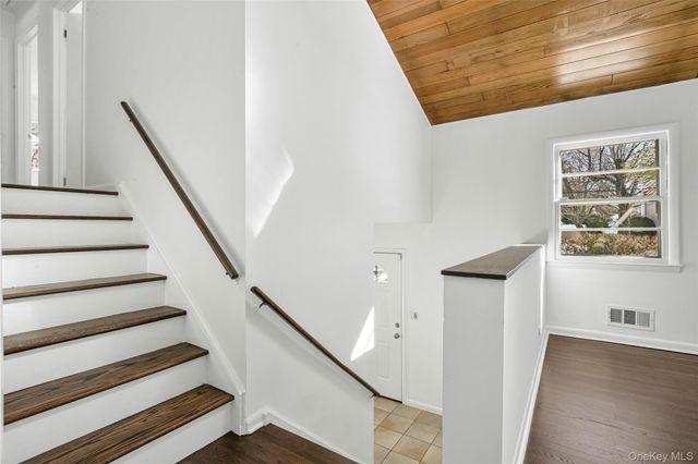 46 Harding Drive, New Rochelle, NY 10801