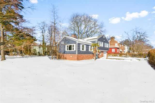 46 Harding Drive, New Rochelle, NY 10801