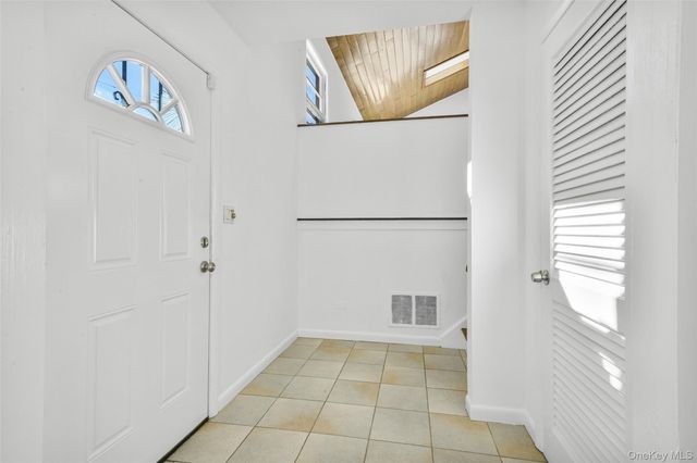 46 Harding Drive, New Rochelle, NY 10801