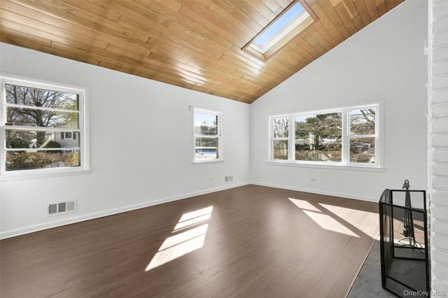 46 Harding Drive, New Rochelle, NY 10801