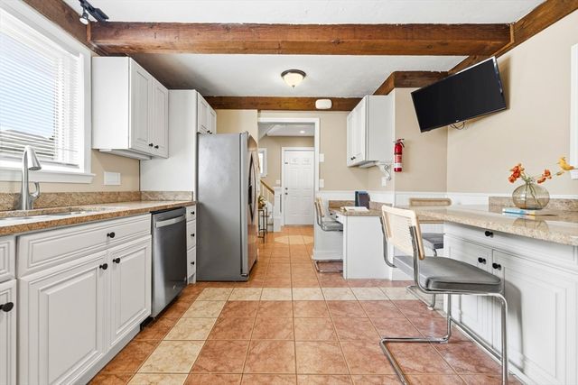 145 Oliver St, Malden, MA 02148