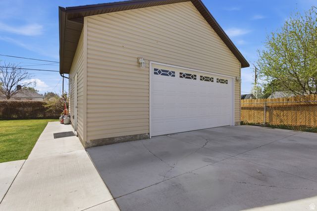 1359 E SWAN, Ogden, UT 84401