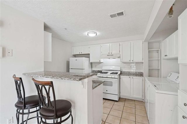 1465 Keys Crossing Drive NE, Brookhaven, GA 30319