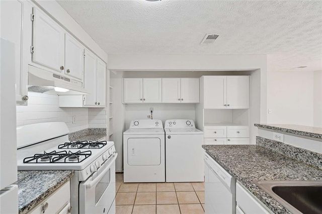 1465 Keys Crossing Drive NE, Brookhaven, GA 30319