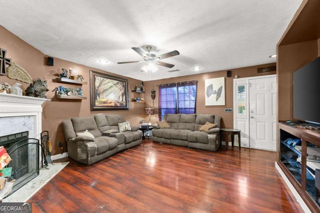 5098 TWIN OAKS Lane, Murrayville, GA 30564