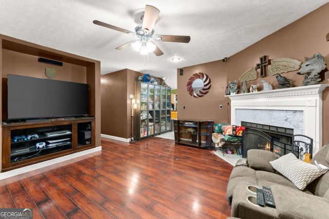 5098 TWIN OAKS Lane, Murrayville, GA 30564