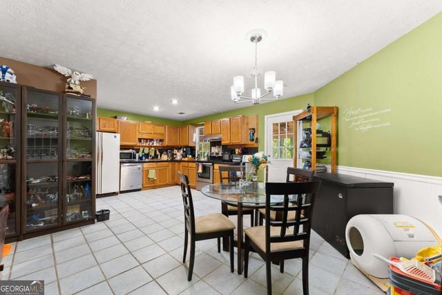 5098 TWIN OAKS Lane, Murrayville, GA 30564