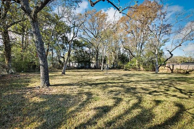 6446 S ISH BRANT ROAD, Jacksonville, FL 32210