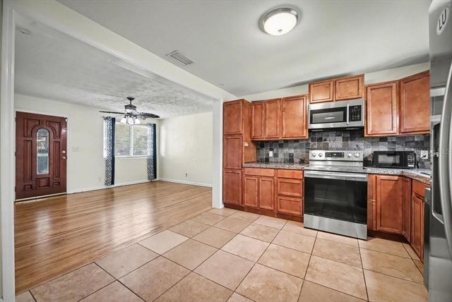 6446 S ISH BRANT ROAD, Jacksonville, FL 32210