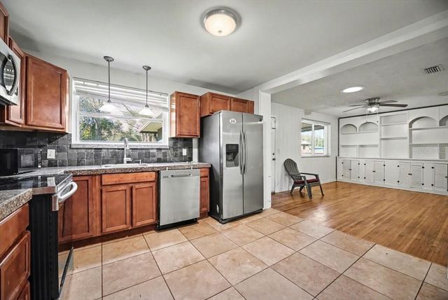 6446 S ISH BRANT ROAD, Jacksonville, FL 32210