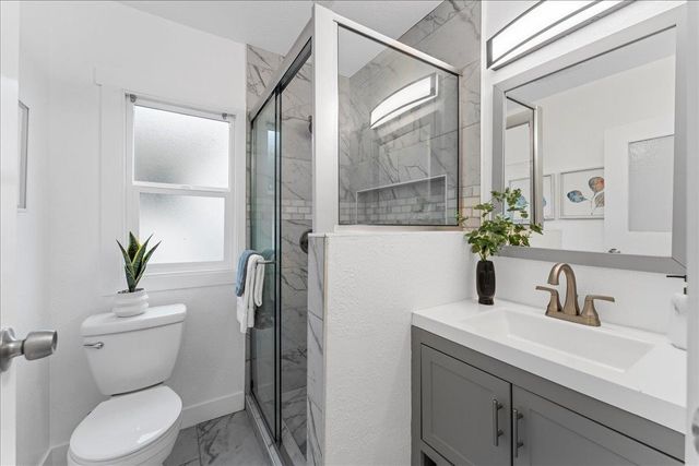 2717 Mabel St, Berkeley, CA 94702