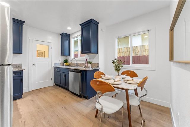 2717 Mabel St, Berkeley, CA 94702