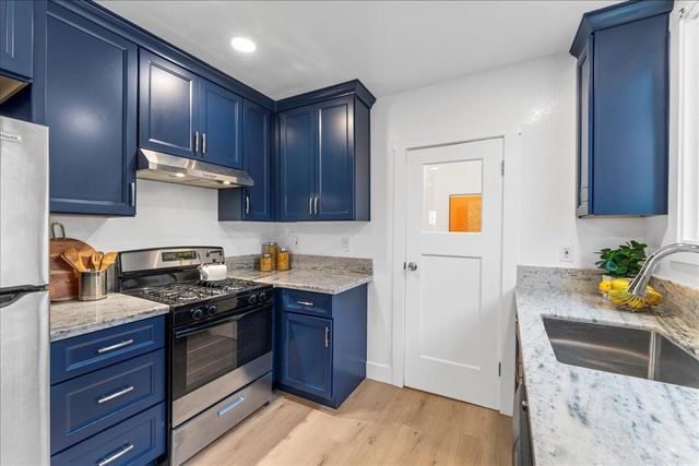 2717 Mabel St, Berkeley, CA 94702