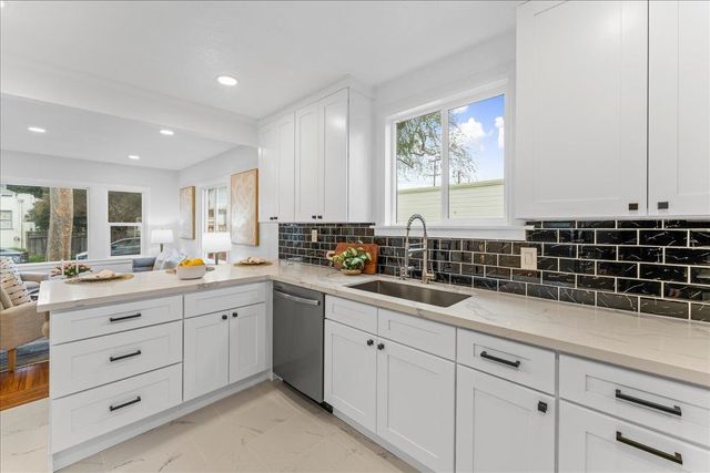 2717 Mabel St, Berkeley, CA 94702