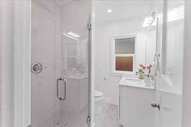 2717 Mabel St, Berkeley, CA 94702