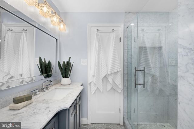 116 S PITT ST, Alexandria, VA 22314